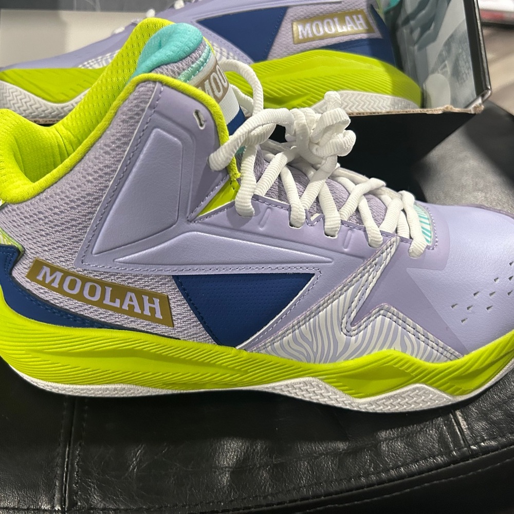 Moolah Youth 6.5 ' Purple and Green Sneakers